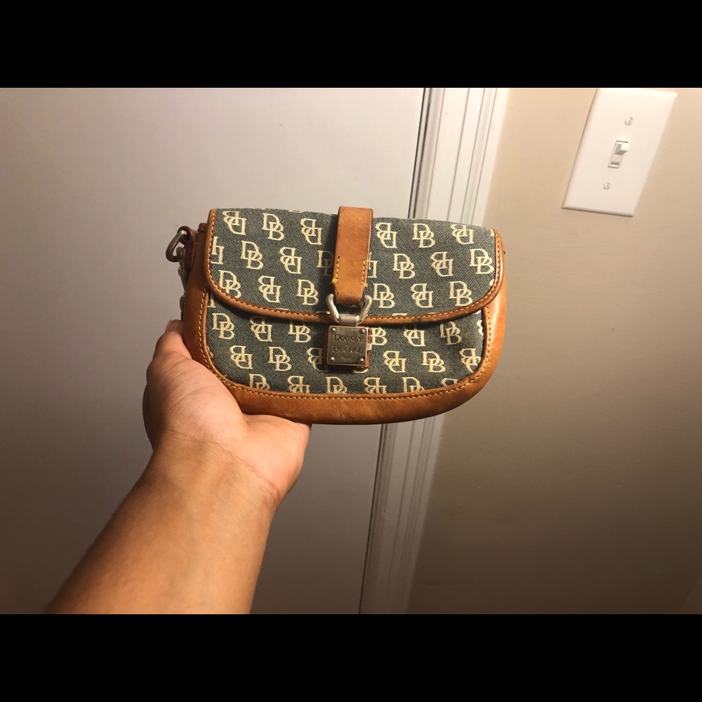 Authentic Classic Dooney & Bourke Wristlet
